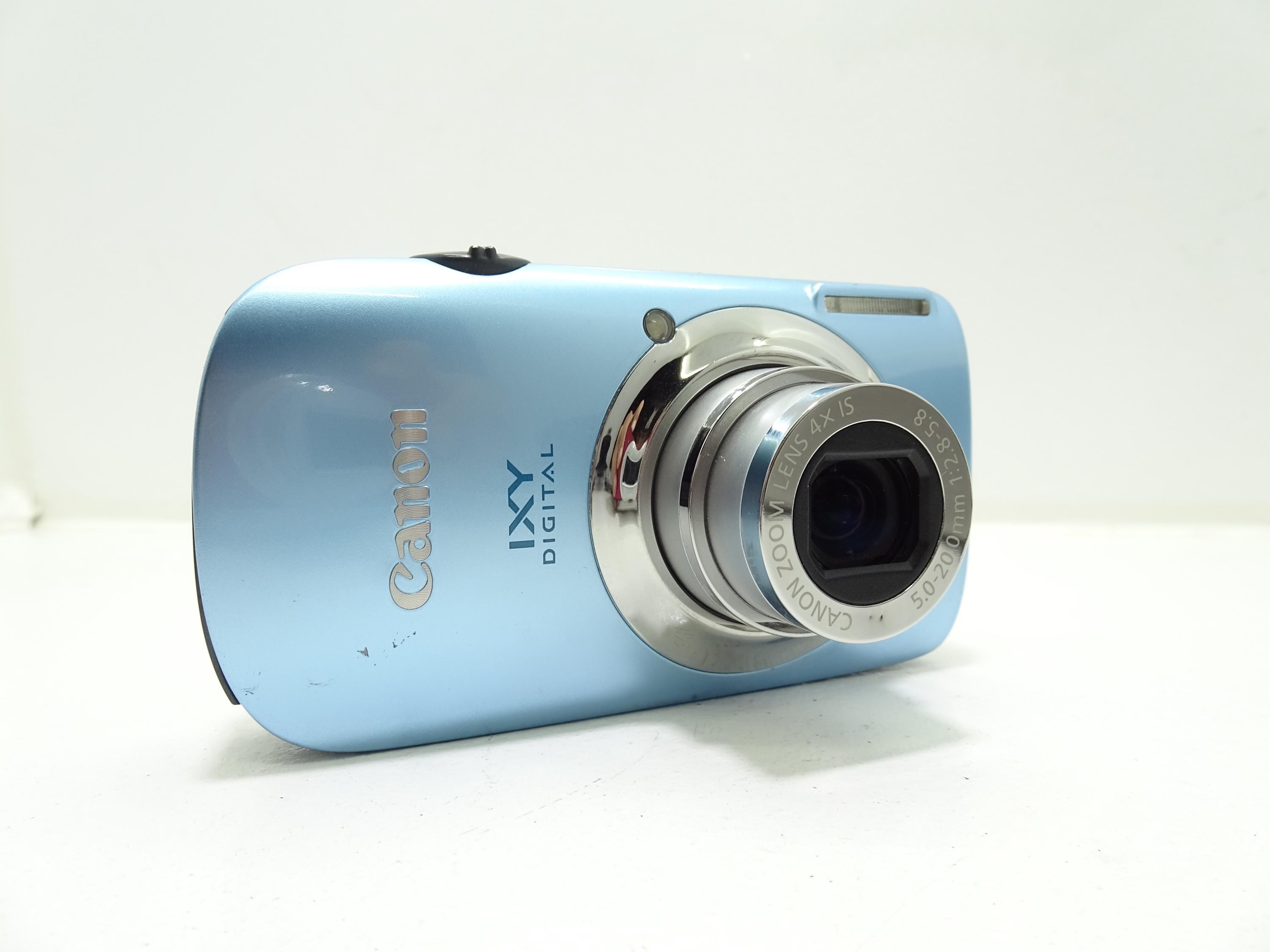 Rare Blue Canon Ixy Digital 510 IS Camera, Battery, Charger & Case