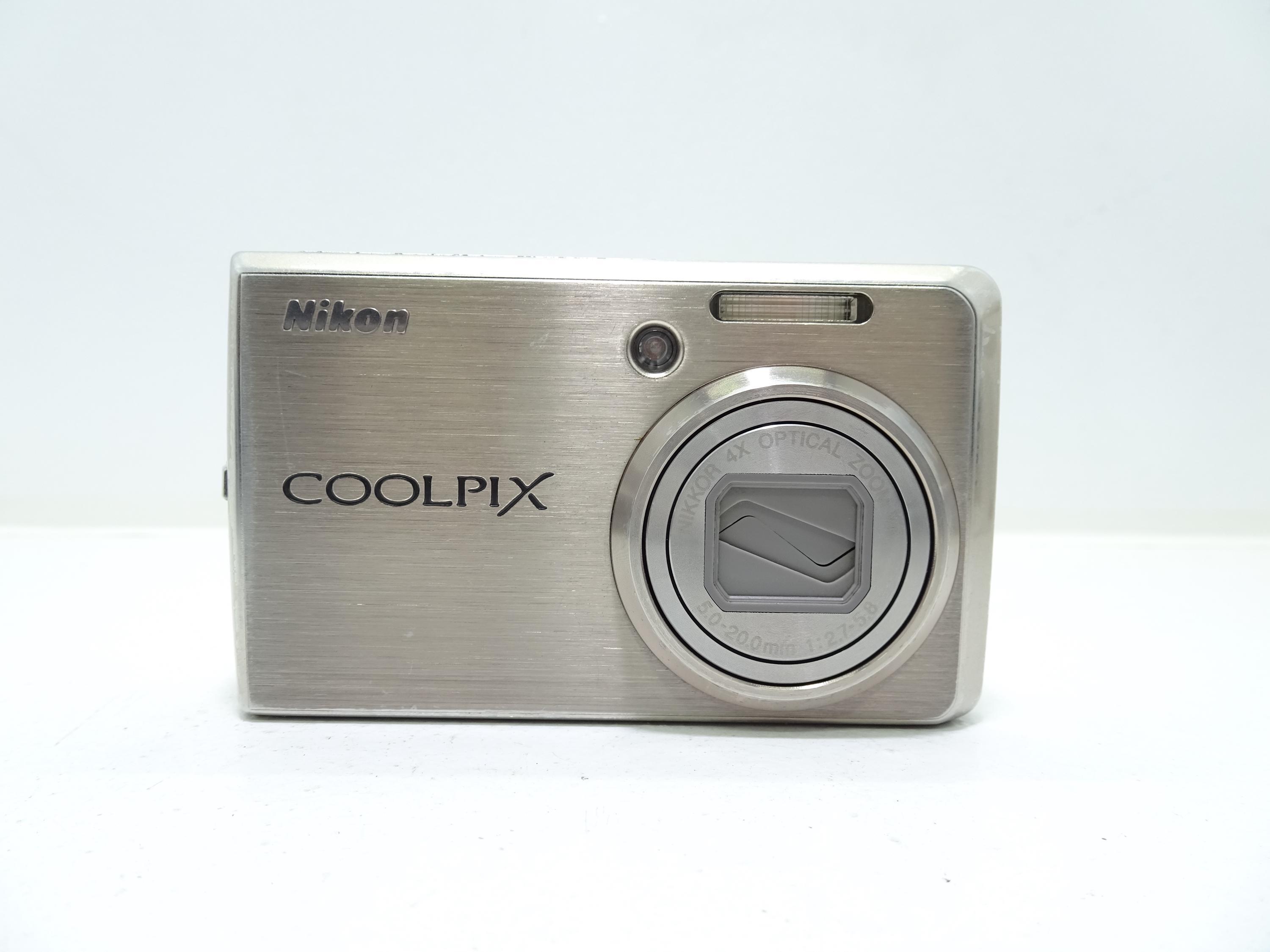 Nikon COOLPIX S600 10.0MP Digital Compact Camera With Battery. - Etsy