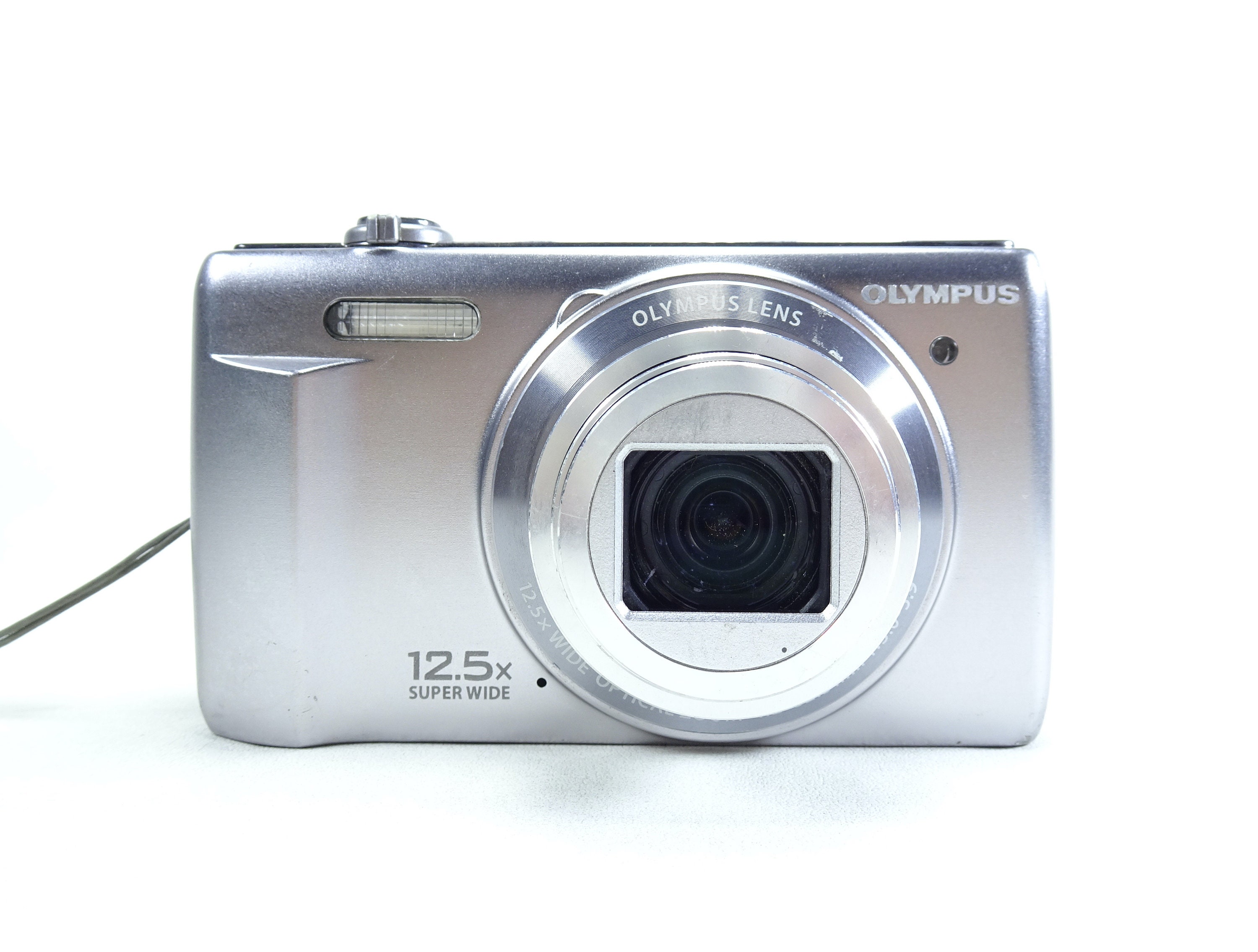 OLYMPUS VR-360 デジタルカメラ Olympus VR-360 Digital Compact Camera Silver With Battery
