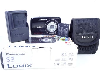 Panasonic Lumix DMC-S3 Compact Digital Camera Boxed With Battery And Charger