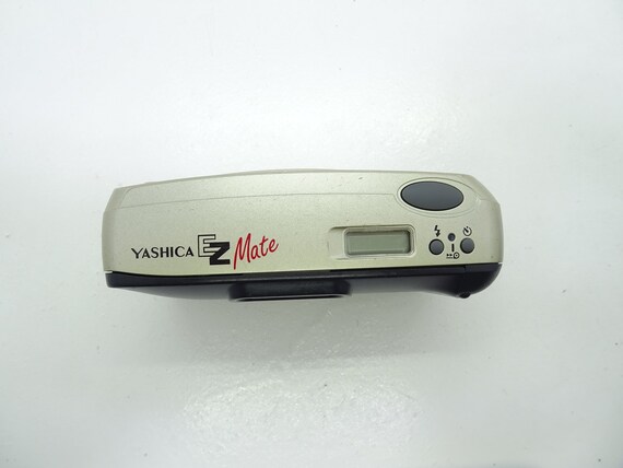 Kyocera Yashica EZ Mate Point and Shoot Compact 35mm Vintage Film
