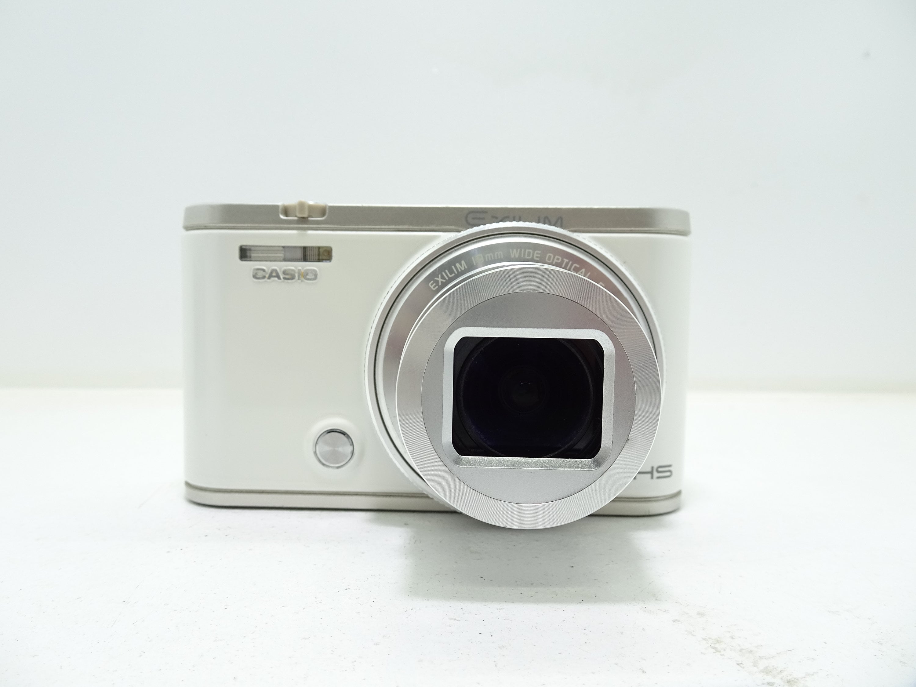 CASIO EXILIM EX-ZR4000 Compact Digital Camera - White With