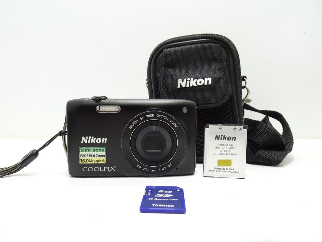 Nikon Coolpix S3200 - Point and Shoot Digital Camera - Black With