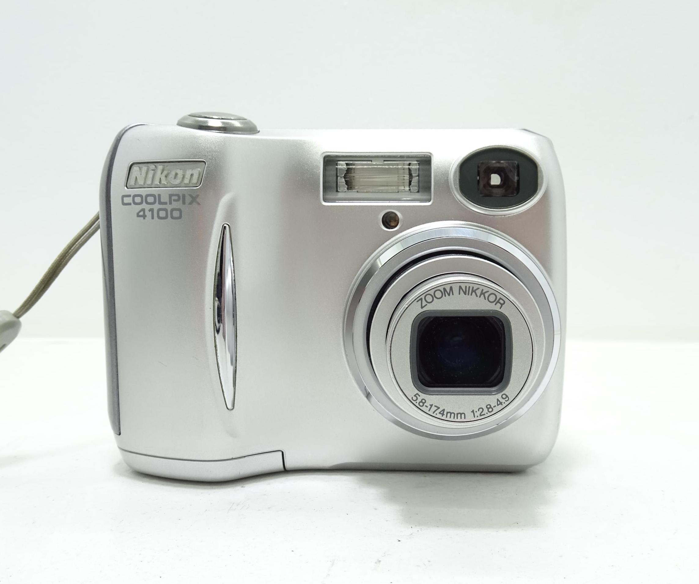 デジタルカメラ Nikon E4100#904 デジタルカメラ Nikon E4100#904 Nikon COOLPIX E4100 4 MP 1.6