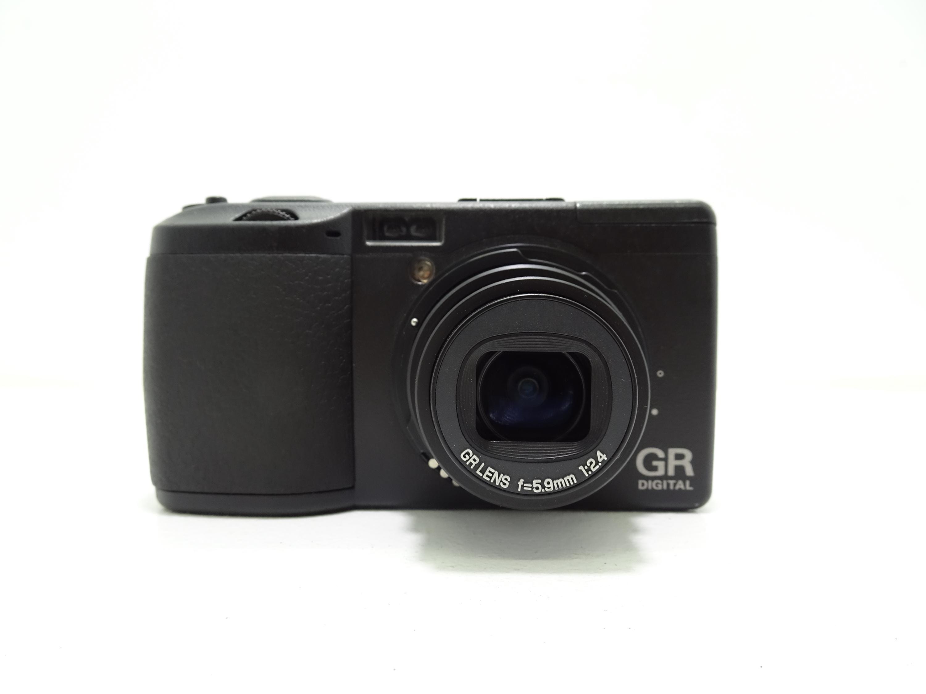 Ricoh GR Digital 8.1MP Black Compact Digital Camera With Battery