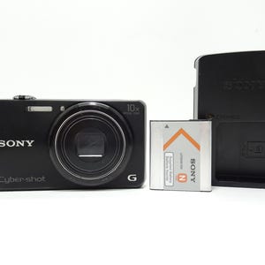 SONY Cyber shot DSC-WX200 18.2MP Compact Digital Camera with Battery & Charger.