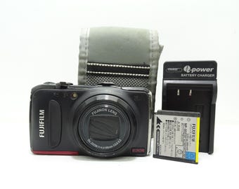 Fujifilm Finepix F550EXR 16MP Digital Compact Camera With