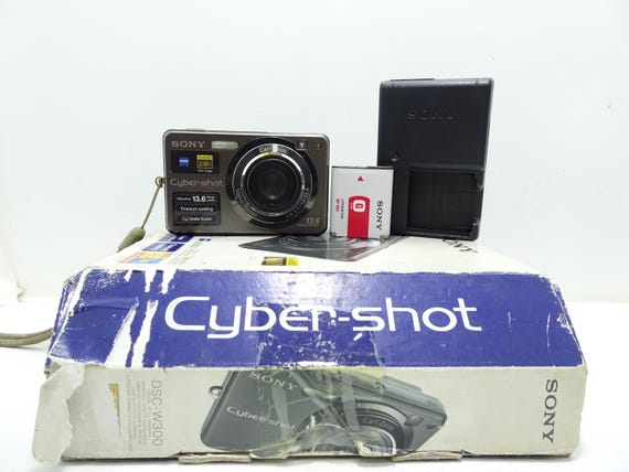 Sony Cybershot DSC-W300 13.6 MP Digital Camera Boxed Condition. - Etsy