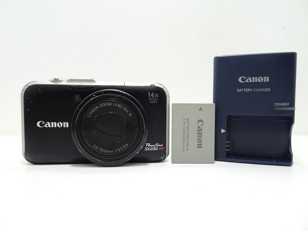 【美品】Canon PowerShot SX210 IS ブラック Canon Powershot SX210 IS 14.1MP Digital Camera With Battery