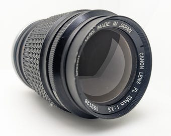 Canon FL 135mm f 3.5 Manual Focus Vintage Telephoto Lens In Good Condition