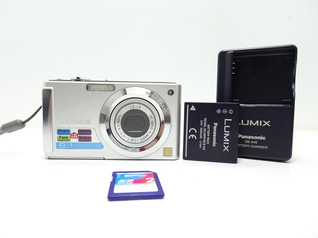 Panasonic LUMIX DMC-FS3 シルバー Amazon | パナソニック デジタルカメラ LUMIX (ルミックス) FS3