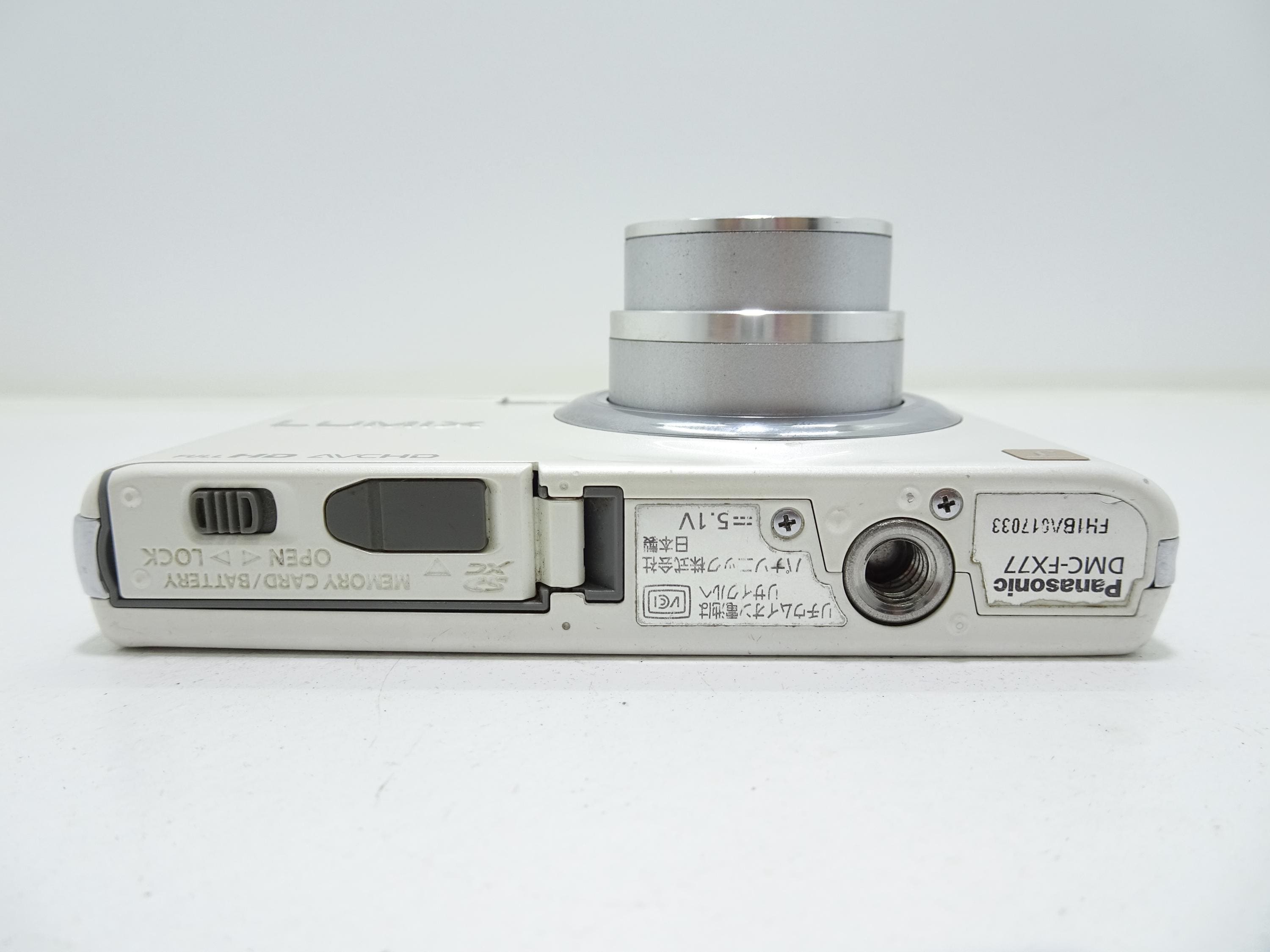 Panasonic Lumix DMC-FX77 Compact Digital Camera With Battery