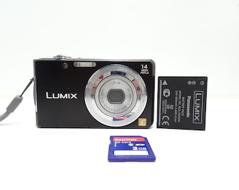 Panasonic Lumix DMC-TZ20 14.1MP Digital Compact Camera With