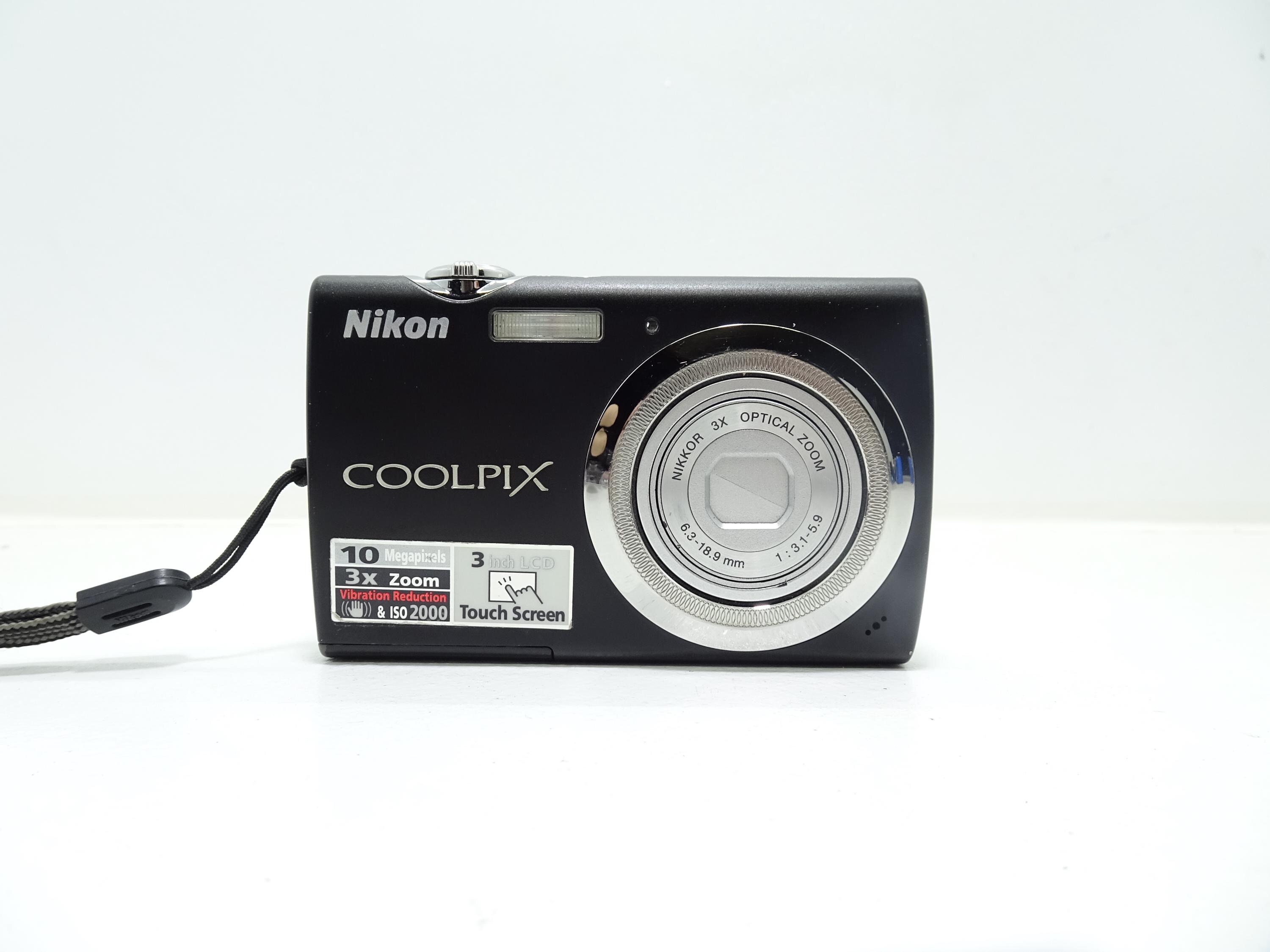 Nikon COOLPIX S230 10.0MP Digital Camera - Black With Battery