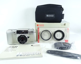 リコー ゴールデン「16」 超小型 18K 金メッキカメラ 金属箱入り、日本