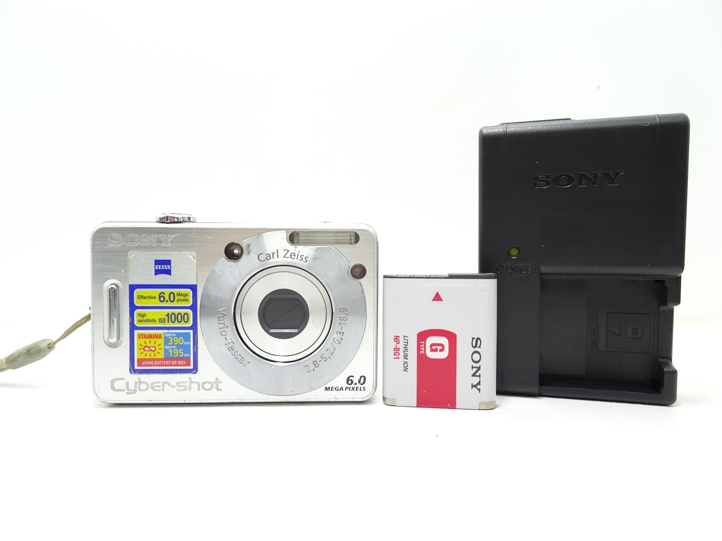 ソニー　SONY cyber shot DSC-W50 メモリ、変換器付き Amazon | SONY デジタルカメラ Cyber-Shot(サイバーショット
