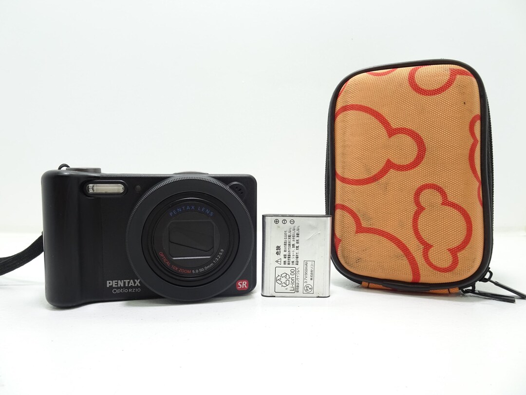 Pentax Optio RZ10 14.1MP Black Digital Camera With Battery