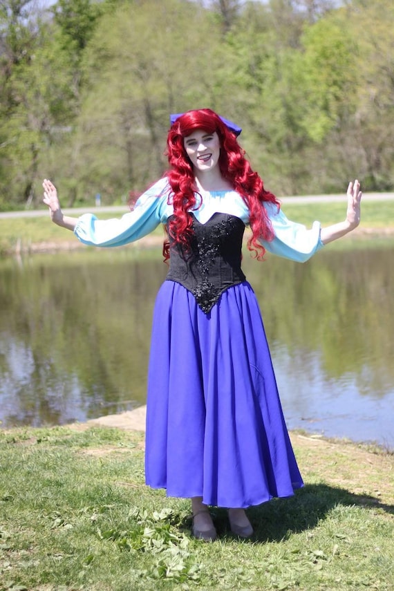 Cosplay Ariel costume vestito adulto cosplay baciare la ragazza Disney  Principessa Sirenetta -  Italia