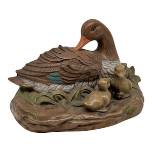 Vintage Ceramic Zavori Mold Mother Duck Goose & 2 Babies Figurine Hand Painted