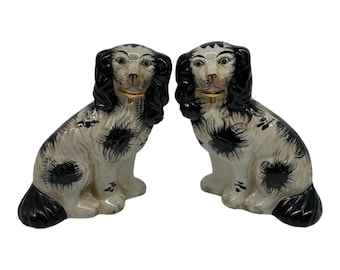 Vintage Pair Staffordshire Style Spaniel Dogs  Canteian Tarney  7.5”  Black