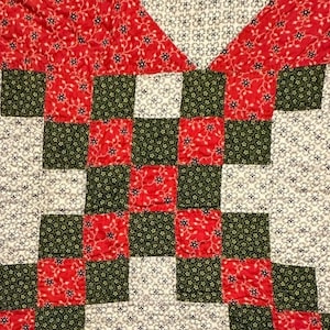 Vintage Cutter Quilt Piece  17” x 19”  Holiday Colors  Early Fabrics  #2