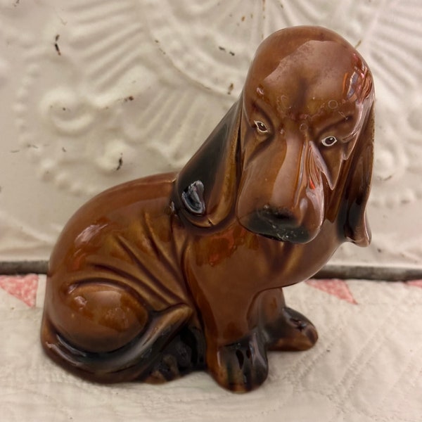 vintage Basset Hound Figurine de chien en céramique Brésil #4156 Adorable années 1960