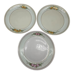 Bavarian Hutschenreuther Selb 11” Dinner Plate Gold Edge Set of 3