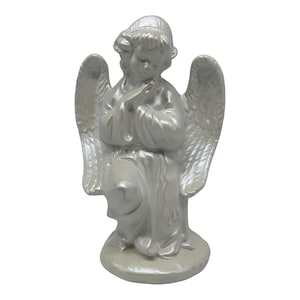Vintage Hand bemalt Pearlized weiße Keramik Krippe Engel Figur 8,5 ”Hoch
