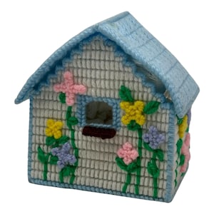 Vintage Plastic Canvas Floral Bird House Decor  Needle Point   Kitschy 5.5”