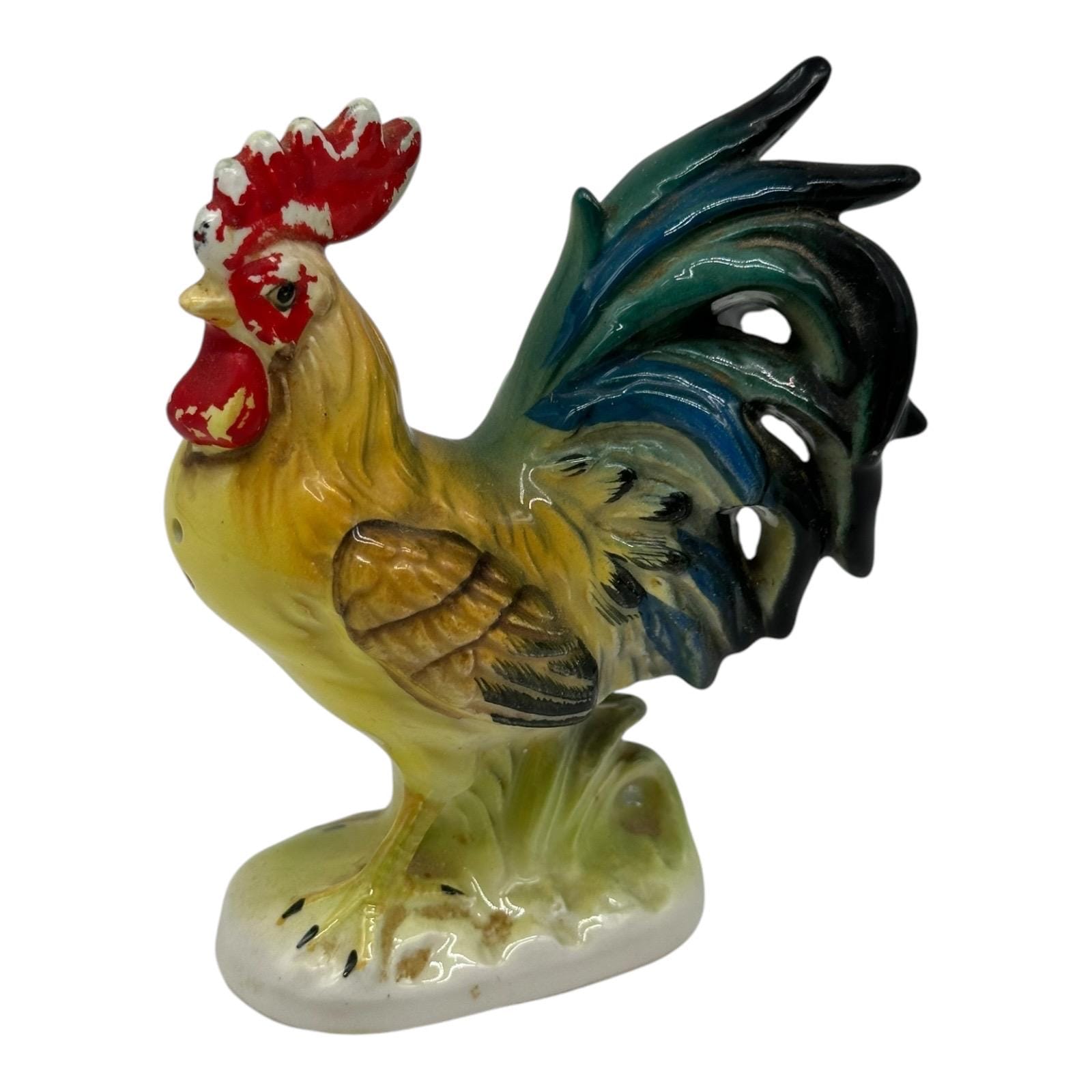 Vintage Ceramic Rooster Salt Shaker Chicken Figural 3.75” Tall