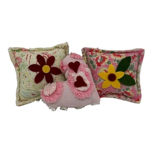 NEW Set Of 3 Handmade Valentine Heart Pillow Tucks English Quilt Vtg Chenille