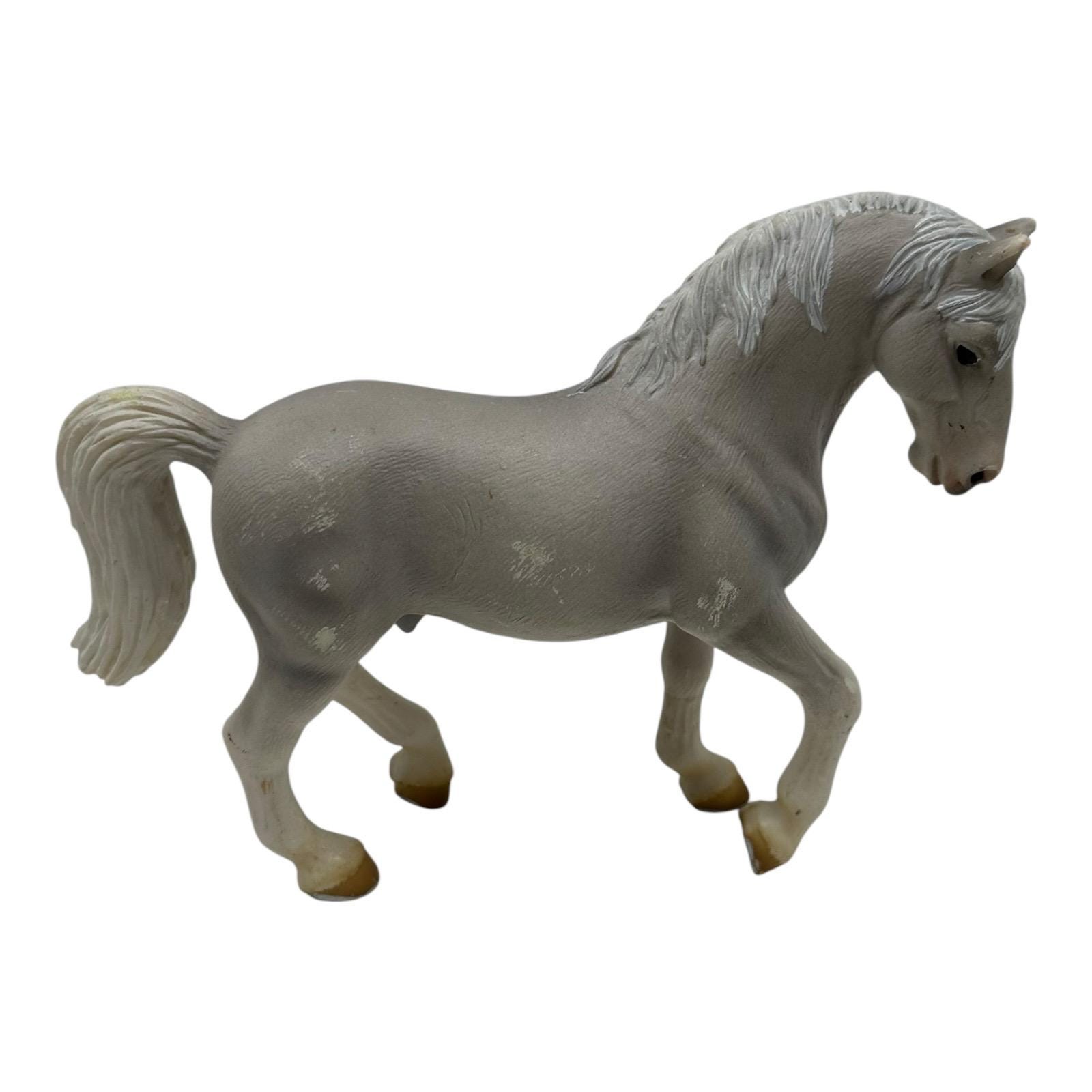 Schleich Lipizzaner Stallion Retired 2004 White/gray Horse