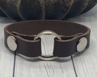 Handmade Leather Bracelet For A Ring, Widow Jewelry, Loved One's Sentimental Ring Holder, Memorial Gift, Wear Husband's Wedding Band