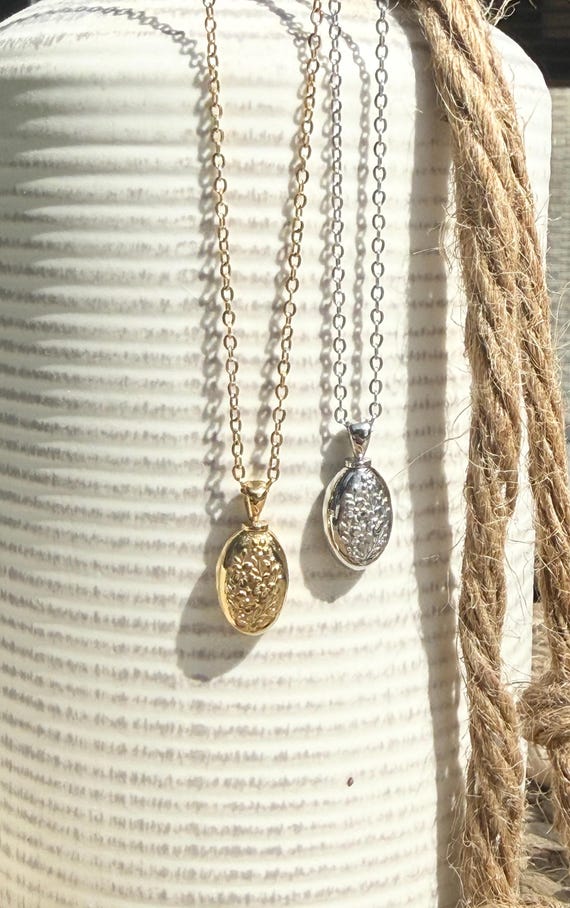 Forget-Me-Not Flower Urn Necklace, Dainty Pendant For Ashes, Gold Locket For Cremains, Silver Memorial Jewelry,  Pet Loss, Loved One's Ashes