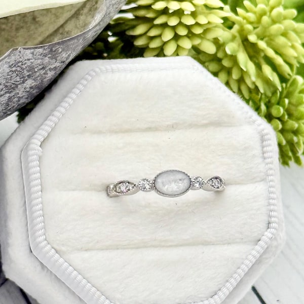Ring With Ashes, Cremation Ring, Sterling Silver Memorial Ring, Pet Ashes, Vintage Style Ring, Natural Ashes, Cremains Jewelry, Pet Loss