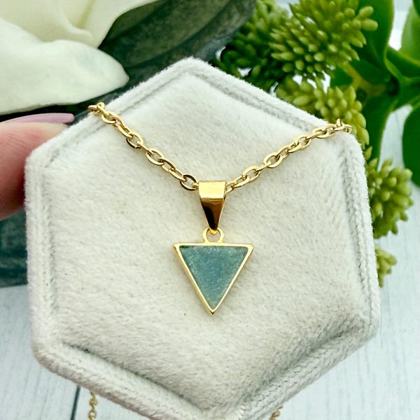 Collar de cremación con cenizas, colgante triangular, recuerdo de pérdida de mascota, urna delicada, joyería para el duelo