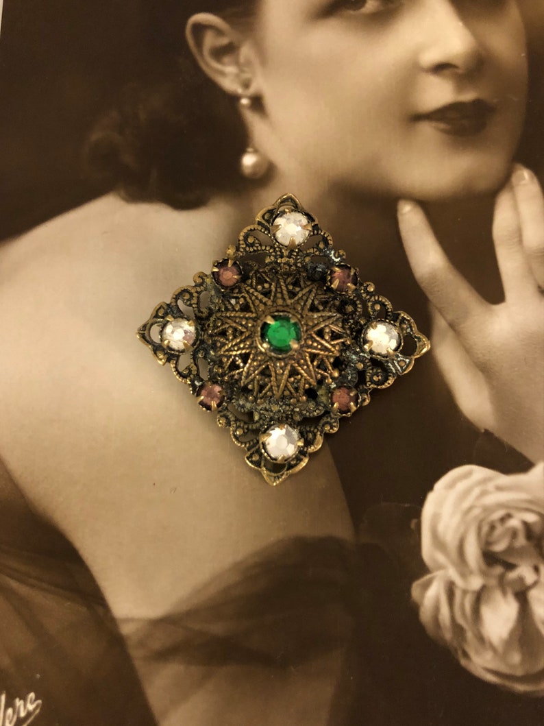 Paste Brooch Edwardian Rhinestone brooch Antique Edwardian Brooch Suffragette Movement Emerald Czech Filigree Lace Gold Amethyst