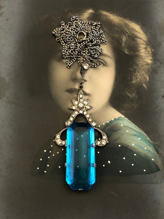Art Deco Necklace, Outstanding Aquamarine Pendant,