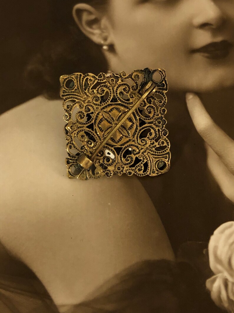 Paste Brooch Edwardian Rhinestone brooch Antique Edwardian Brooch Suffragette Movement Emerald Czech Filigree Lace Gold Amethyst