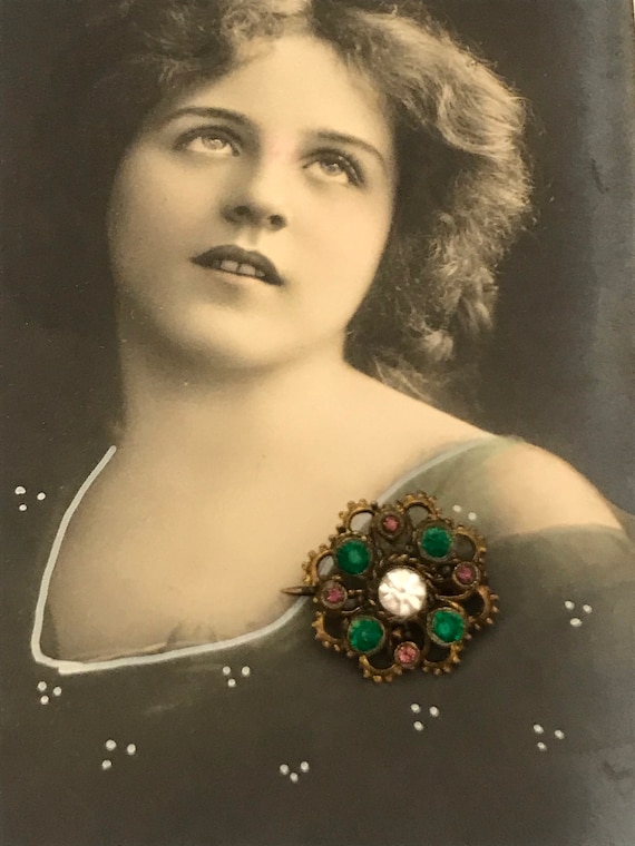 Suffragette Jewelery, Suffragette brooch, Victoria