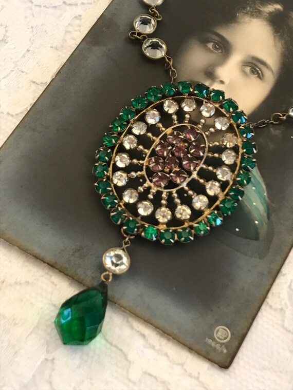 Suffragette, Czech Bohemiam Filigree Pendant, Stun
