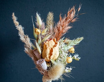 Dried flowers Pink, straw colours  groom's  buttonhole, groomsman boutonniere, bridesmaid corsage