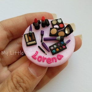 Make up keychain - Make up brooch - Wedding make up artist detail - Custom gift - Miniature make up - Polymer clay gift