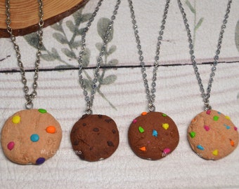 Cookie Necklace - Polymer clay Cookie - Cookie Charm - Biscuit Necklace - Biscuit Charm - Biscuit polymer clay - Choco chip