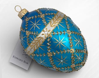 Turquoise egg | Royal carriage | Hand-decorated glass Christmas tree ornament | Faberge-style egg | Tsarist Christmas baubles | Baubles