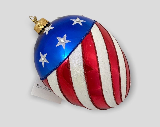 Glass patriotic egg, American patriotic flag, glass bauble, patriotic decorations, patriotic decorations for the Christmas tree