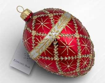 Red egg | Royal carriage | Hand-decorated glass Christmas tree ornament | Faberge-style egg | Tsarist Christmas baubles | Baubles