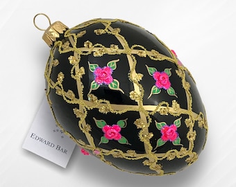 Egg, Black | Wild Rose | Christmas bauble | Hand-blown glass ornament | Christmas tree ornaments | Royal eggs