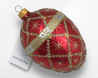 Red egg | Royal carriage | Hand-decorated glass Christmas tree ornament | Faberge-style egg | Tsarist Christmas baubles | Baubles