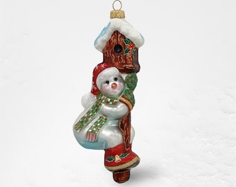 Snowman on a birdhouse, winter snowman, Christmas hanging ornament, handmade from glass in Poland